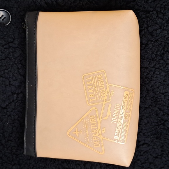 MAC Cosmetics Makeup Bag - Picture 1 of 9
